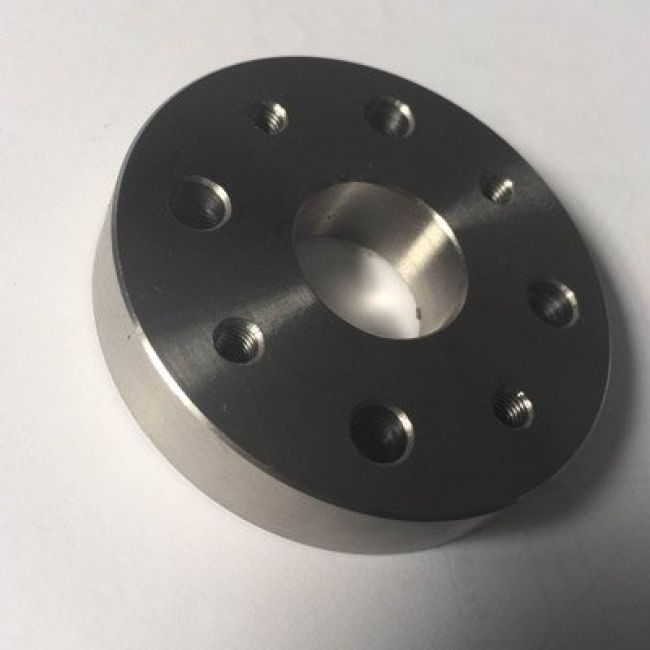 transformacion de piezas metalicas con fresa de control numerico